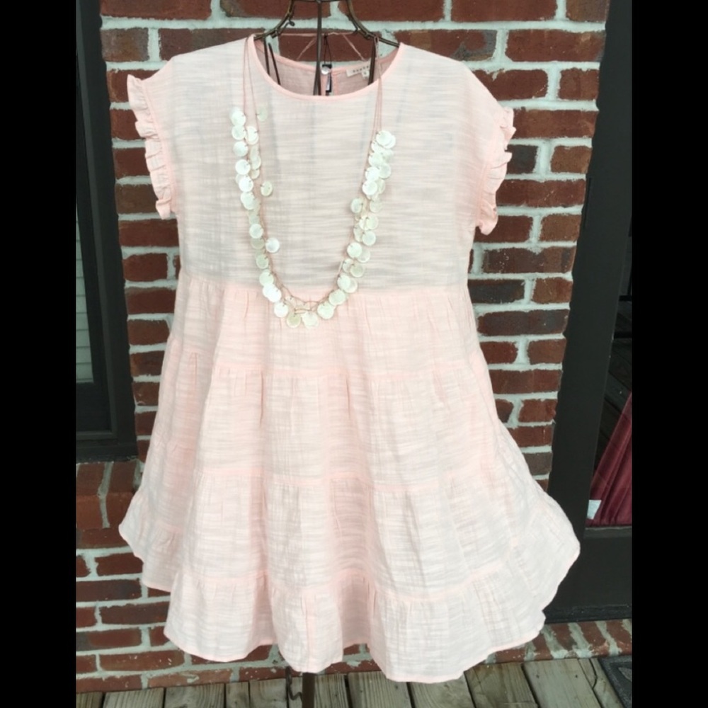 BOUTIQUE BAEVELY TIERED PEACH DRESS
